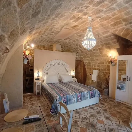 Apartment Stone Cave *