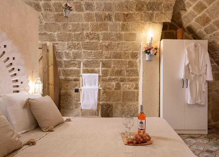 Stone Cave * עיר רודוס